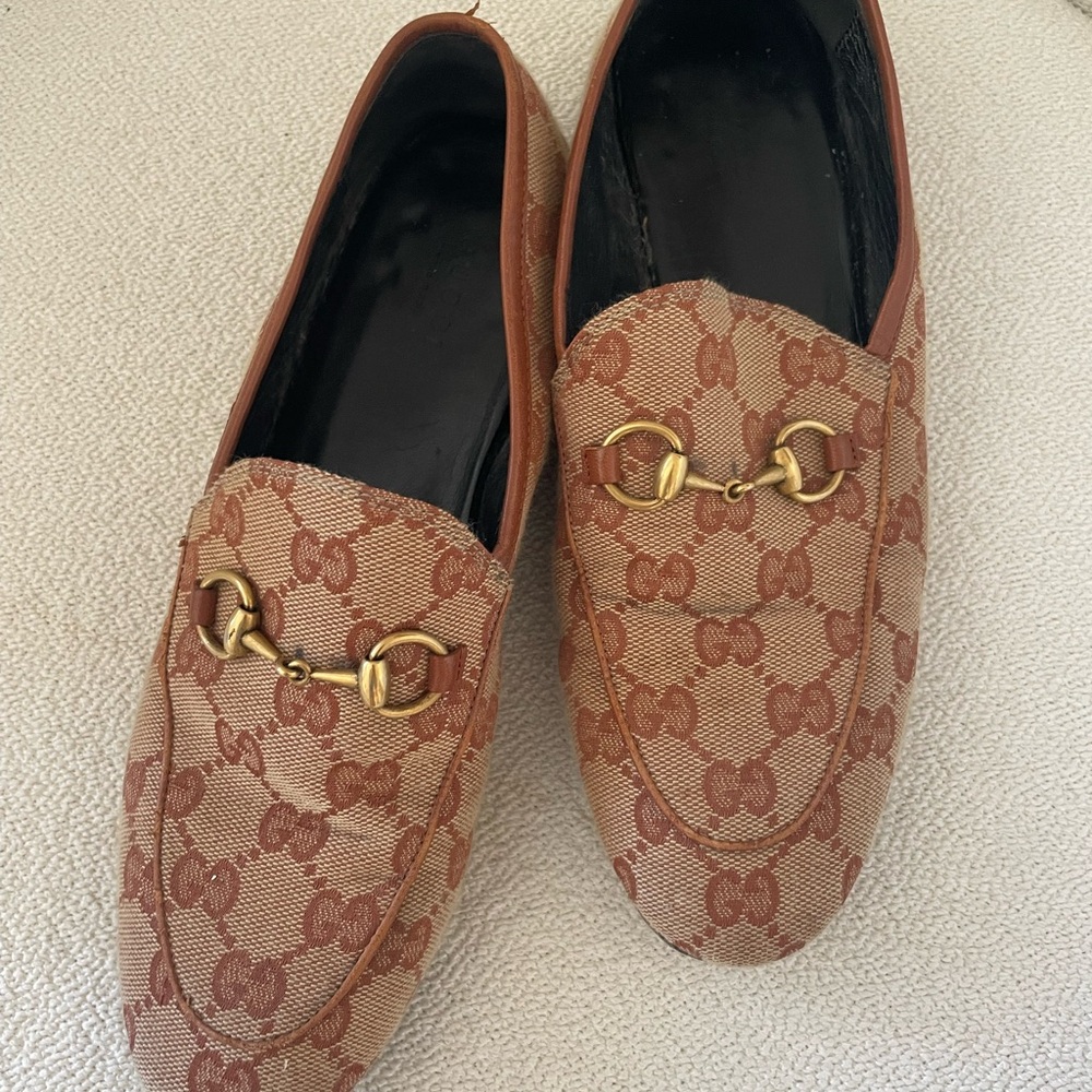 Gucci pink and Brown Loafers
